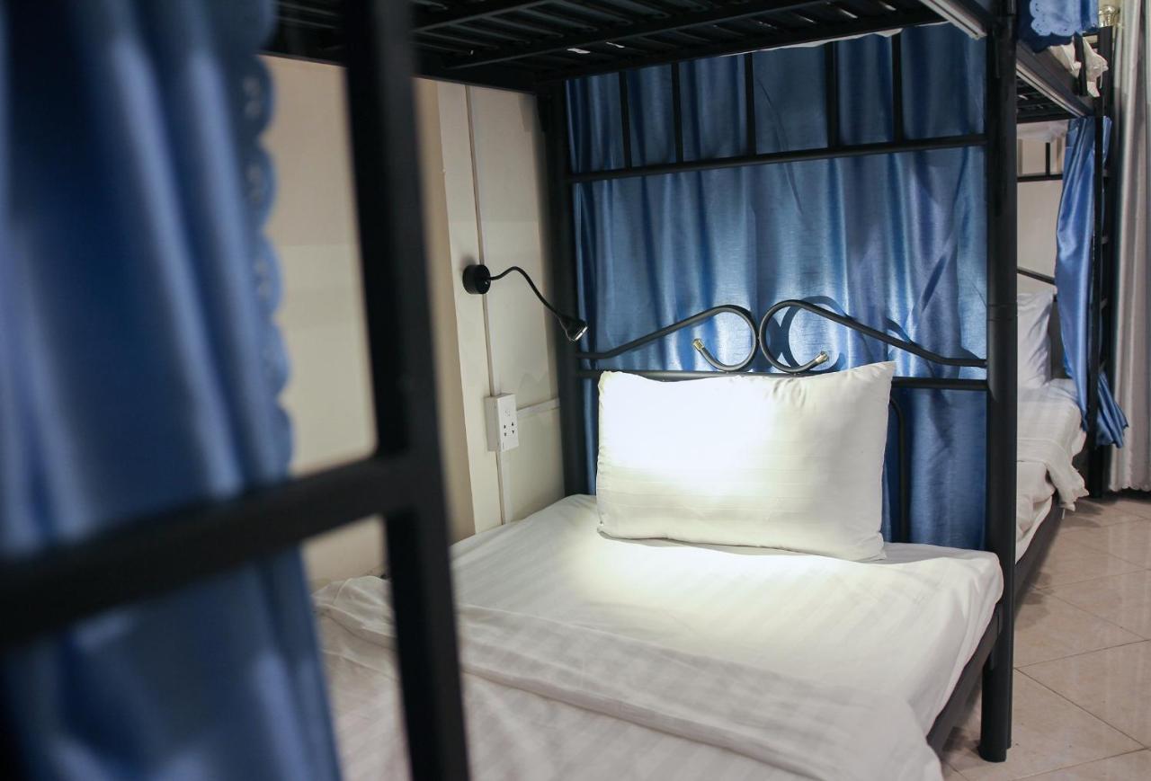 Familienzimmer mit Balkon